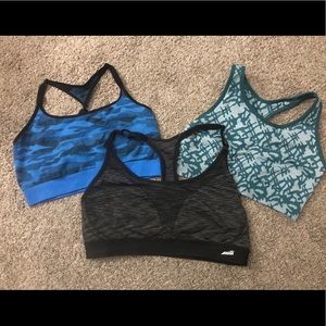 Sports bra lot